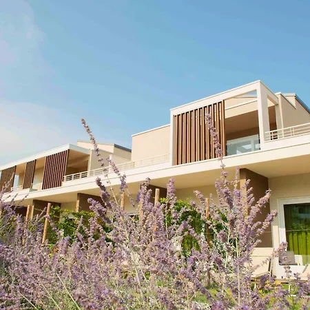 Du Parc & Ξενοδοχείο με διαμερίσματα 4*