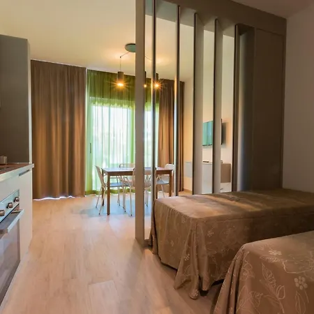 Du Parc & شقة فندقية