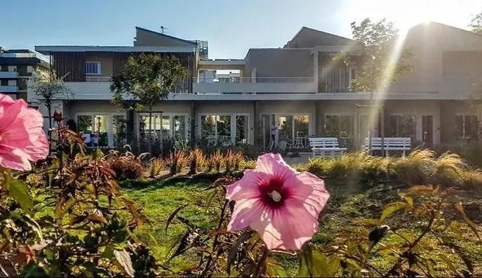 Du Parc & Apart-hotel 4*